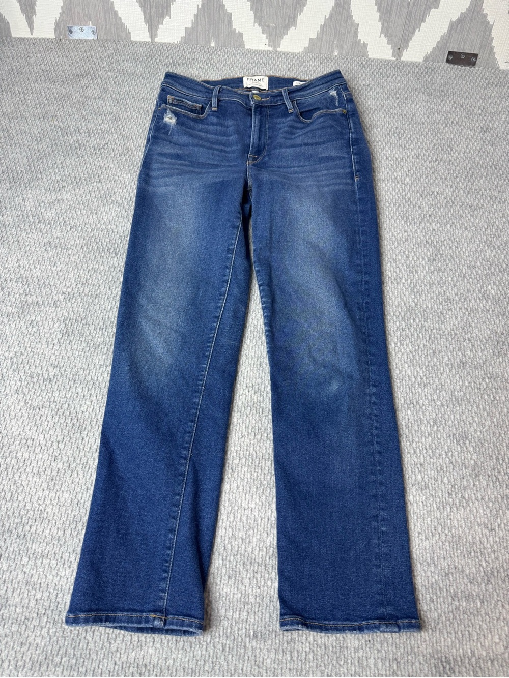 Frame Denim Le Nouveau cropped Straight Jeans (28-29)